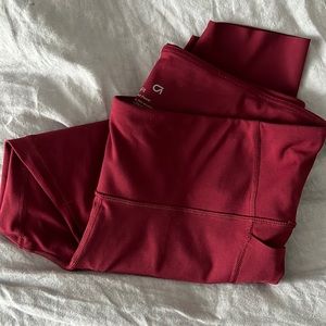 LIKE NEW — WORN ONCE — GAP — Recycled Power 7/8 Length Workout Tights / Leggings